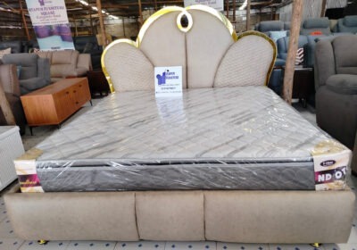Chester Bed 5 * 6 Feet